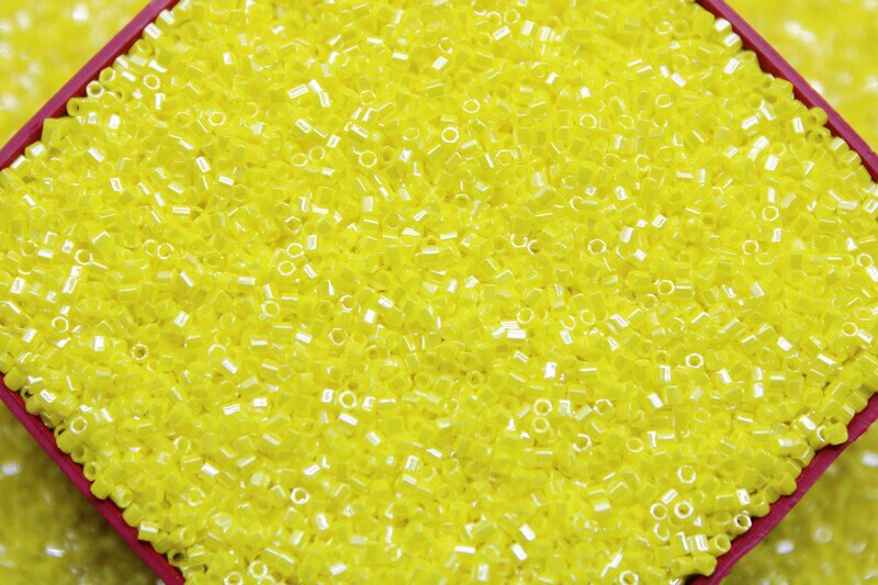 Miyuki Hexagon 2 Cut, 15/0, Lemon Yellow Luster, Japanese Seed Beads, 10/20/50 Grams, Hex Beads, Miyuki Glass Beads, Embroidery Material, 422/S2