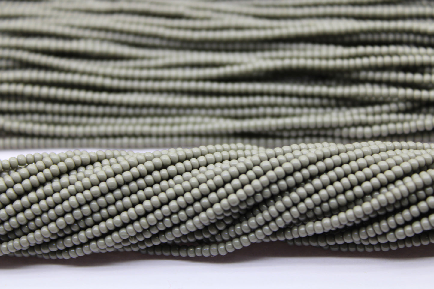 11/0 Preciosa Seed Beads, Gray Opaque, 1 Hank, Czech Seed Beads, Embroidery Material, Jewelry Supply, 43020