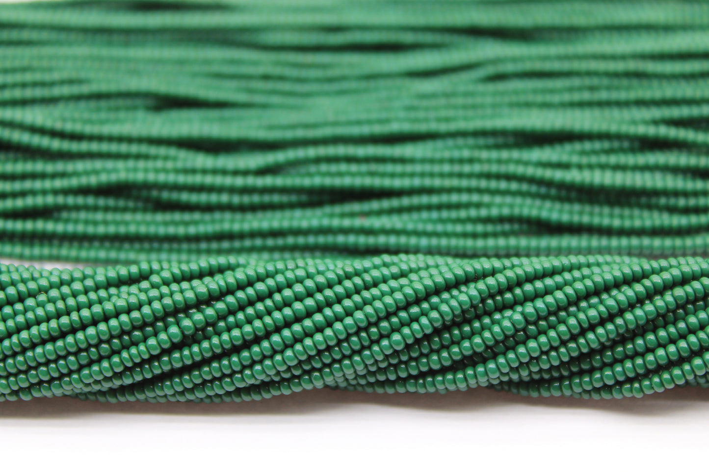 11/0 Preciosa Seed Beads, Hunter Green Opaque, 1 Hank, Czech Seed Beads, Embroidery Material, Jewelry Supply, 53270