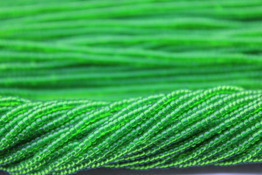 11/0 Preciosa Seed Beads, Medium Green Transparent, 1 Hank, Czech Seed Beads, Embroidery Material, Jewelry Supply, 50120