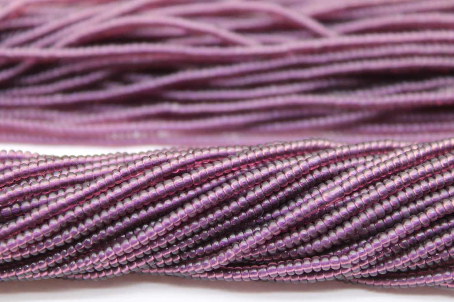 11/0 Preciosa Seed Beads, Light Amethyst Transparent, 1 Hank, Czech Seed Beads, Embroidery Material, Jewelry Supply, 20060