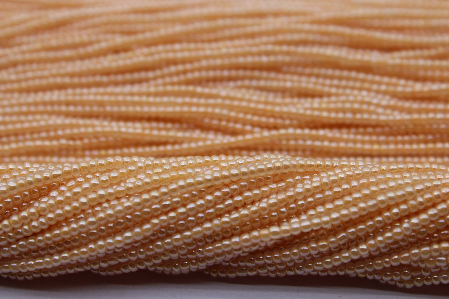 11/0 Preciosa Seed Beads, Melon Luster, 1 Hank, Czech Seed Beads, Embroidery Material, Jewelry Supply, 38389