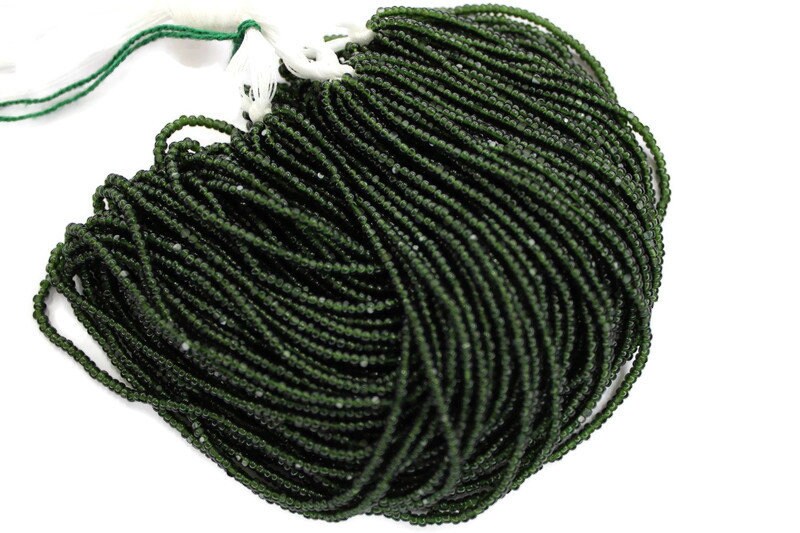 11/0 Charlotte true Cut Beads Tr. Olivine (2 Perfect Facets) 10/20/50/250/500 Grams, Embroidery Material, Jewelry Supply, Premium True Cuts, 50290