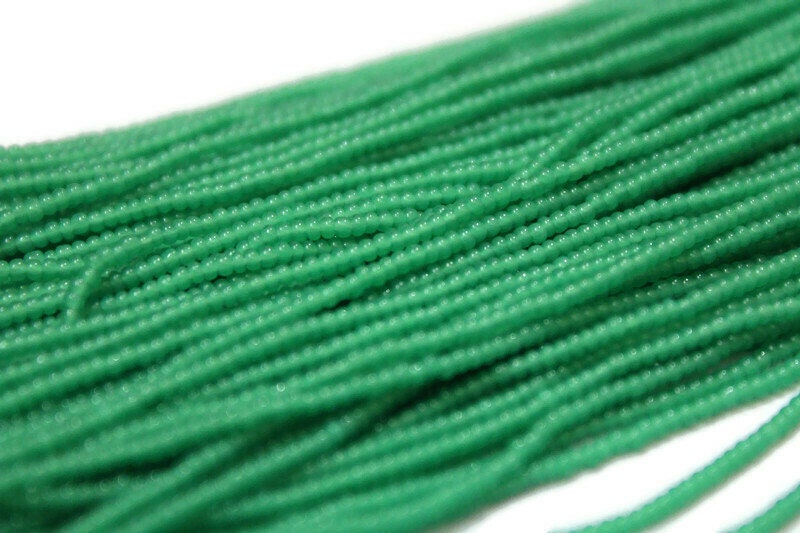 13/0 Preciosa Seed Beads, Waxy Green, 1/3/5 Hanks, Czech Seed Beads, Embroidery Beads, Craft Supply, Jewelry Findings, 52240