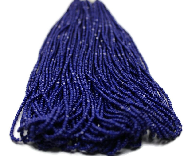 11/0 Charlotte true Cut Beads Blue Opaque (2 Perfect Facets) 10/20/50/250/500 Grams, Embroidery Material, Jewelry Supply, Vintage Premium True Cuts, 33070