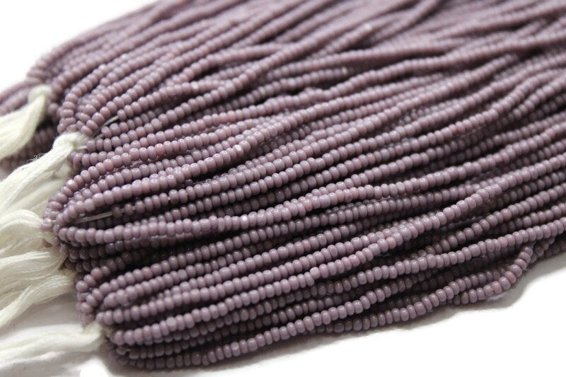 13/0 Charlotte Cut Beads, Opaque Light Purple, 1/3/5 Hanks, Preciosa Ornella Beads, Embroidery Beads, Craft Supply, Jewelry Findings, 23020.