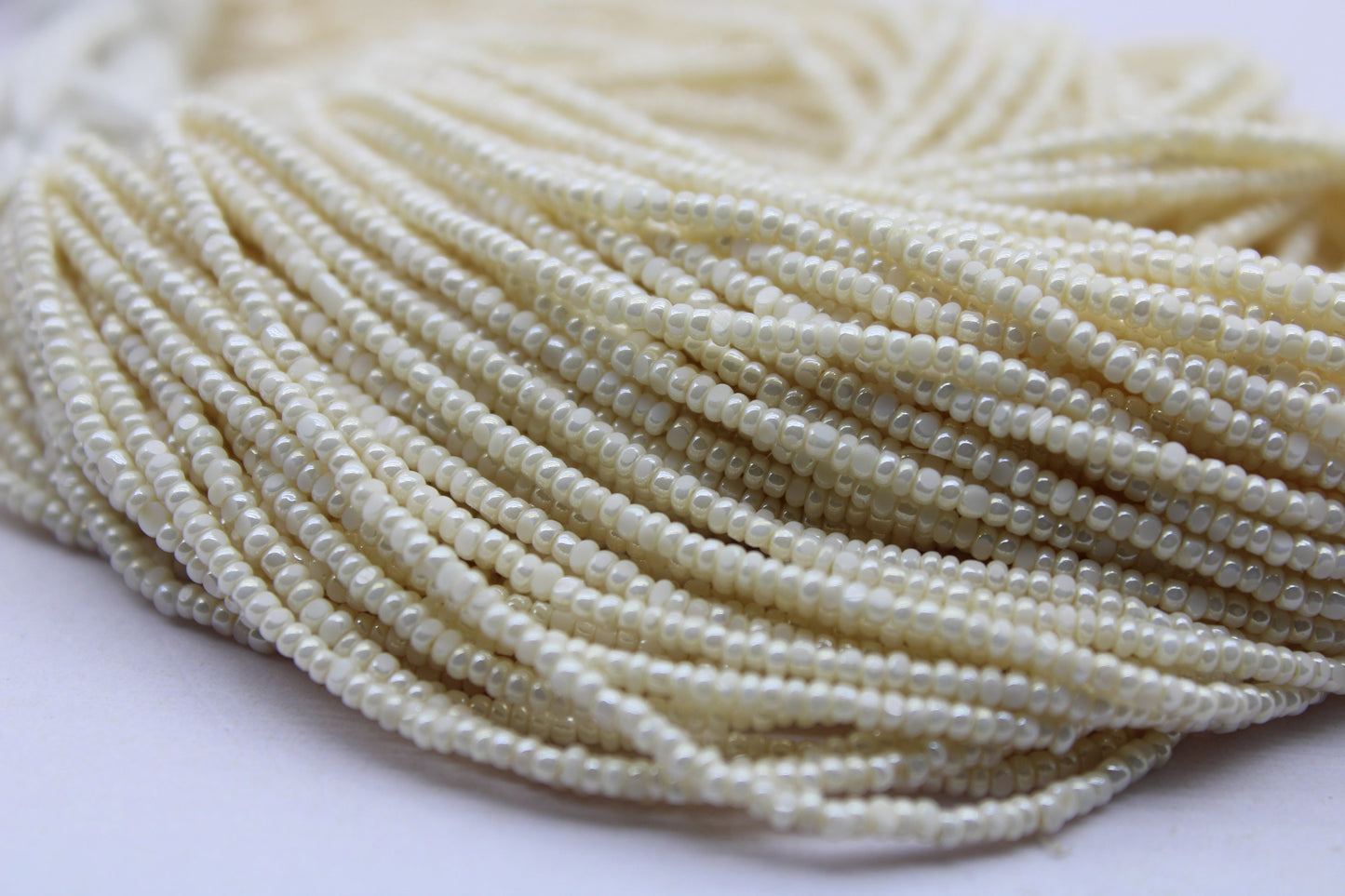 13/0 Charlotte True Cut Beads, Pearl Luster (2 Perfect Facets) 1/3/5 Hanks, Embroidery Material, Jewelry Supply, Vintage Premium True Cuts, 46112