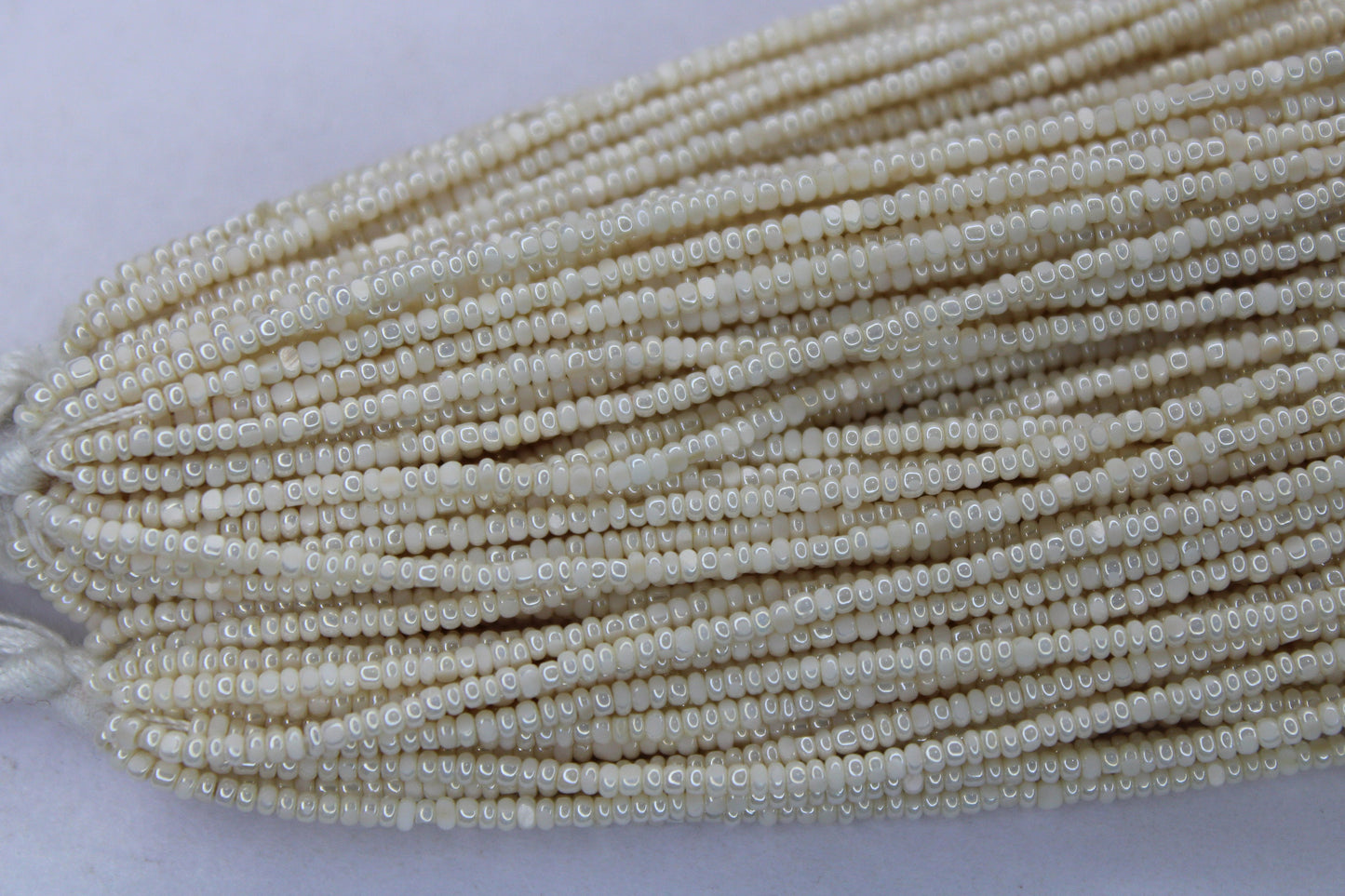 13/0 Charlotte True Cut Beads, Pearl Luster (2 Perfect Facets) 1/3/5 Hanks, Embroidery Material, Jewelry Supply, Vintage Premium True Cuts, 46112