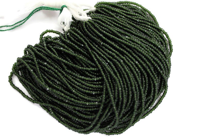11/0 Charlotte true Cut Beads Tr. Olivine (2 Perfect Facets) 1/3/5 Hanks, Embroidery Material, Jewelry Supply, Vintage Premium True Cuts, 50290