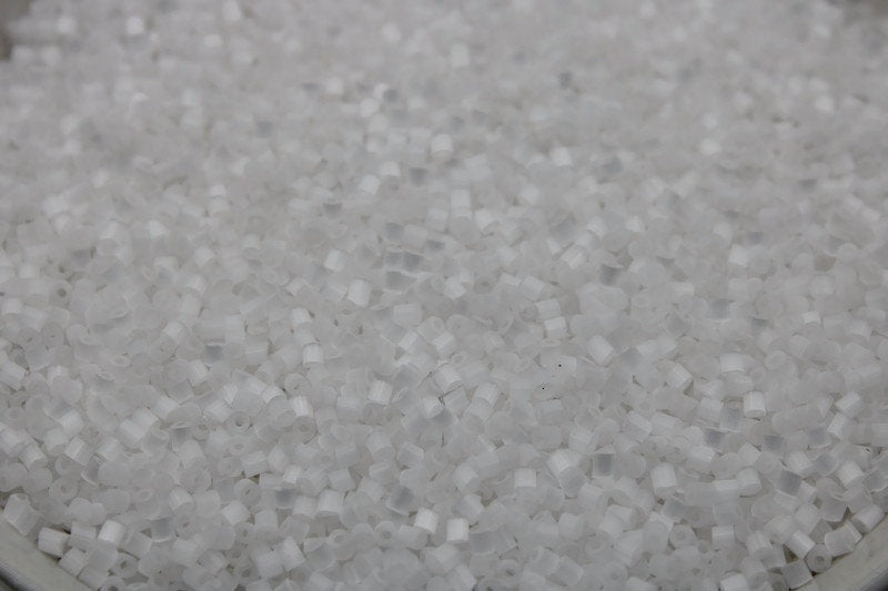 11/0 Hexagon 2 Cut, Milky White Satin, Czech Seed Beads, 20/50/100 Grams Packs, Embroidery making, Jewelry Making. Vintage Beads, 901/9