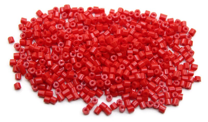 11/0 Preciosa 2 Cut Beads, Red Opaque, Hexagon Glass Czech Seed Beads, 20/50/100 Grams Packs, Preciosa Ornella Beads, Embroidery Beads, Jewelry Findings, 93730/S58