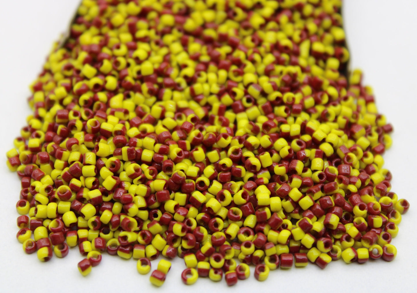11/0 Yellow-Red Striped Seed Beads, 20/50/100 Grams Packs, Embroidery Beads, Jewelry Beads, Craft Supply, Rondelle Beads, Indian Seed Beads, 462/18.