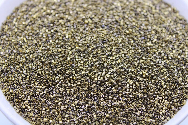 15/0 Czech Hexagon 2 Cut, Metallic Light Bronze, 10/20/50/100 Grams Packs, Embroidery making, Jewelry Making, craft Supply, Seed Beads, 222M/22