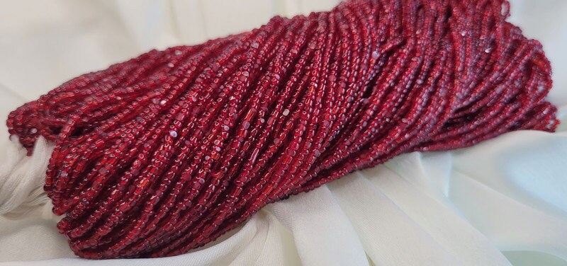 11/0 Charlotte Chip Beads, Tr. Dark Ruby (2 Perfect Facets) 1/3/5 Hanks, Handmade Charlotte, Jewelry Supply, Charlotte True Cuts, Rare Beads